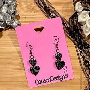 Double heart Black and Silver dangle earrings - Clay